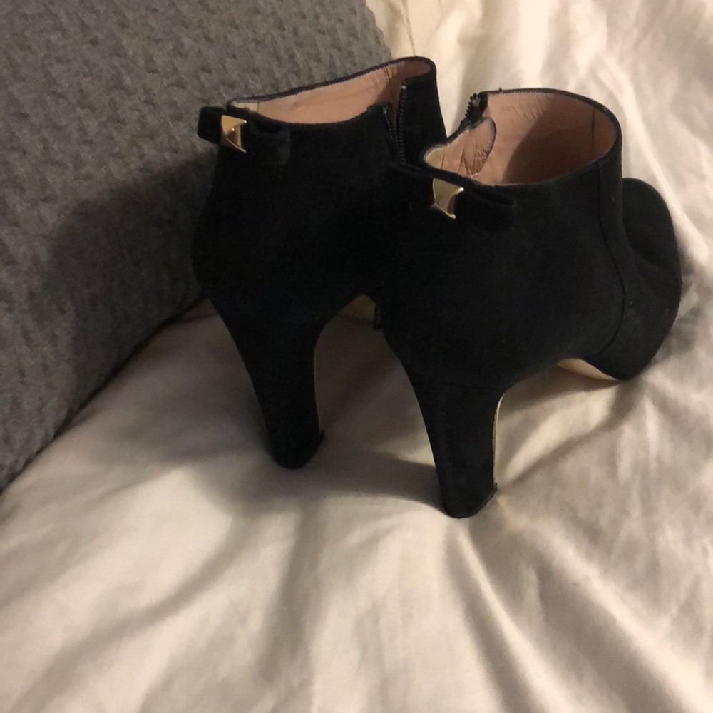 Kate spade golden bow booties!
